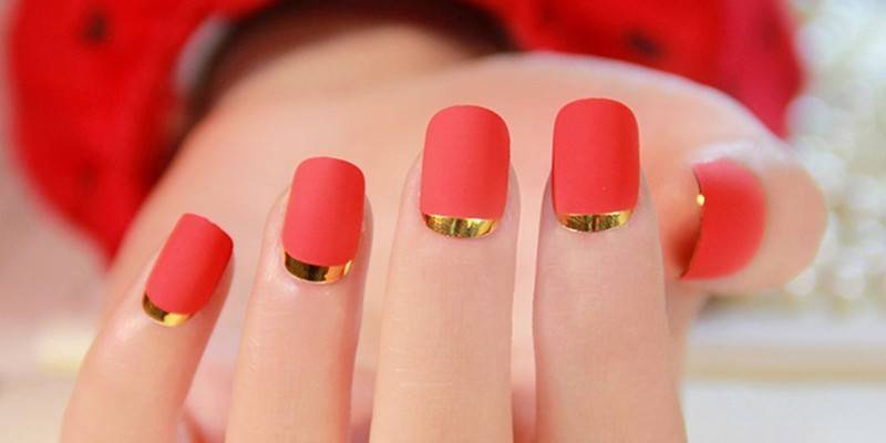 Rojo con oro