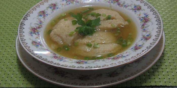 Sopa de albóndigas sin huevo