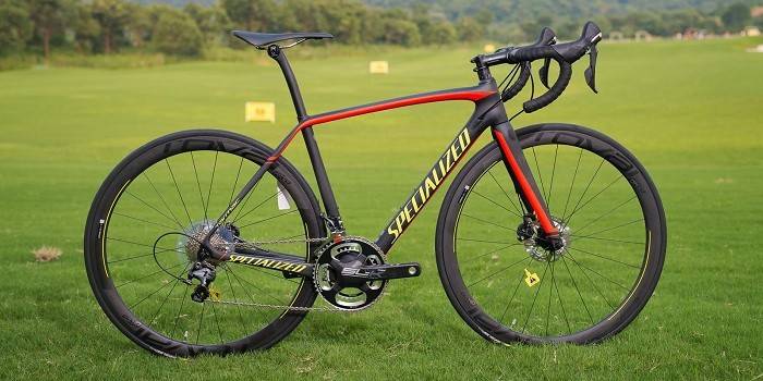 Modelo especializado de componentes para bicicletas