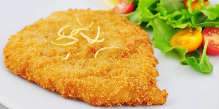 Pollo empanizado