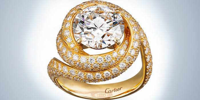Anillo femenino