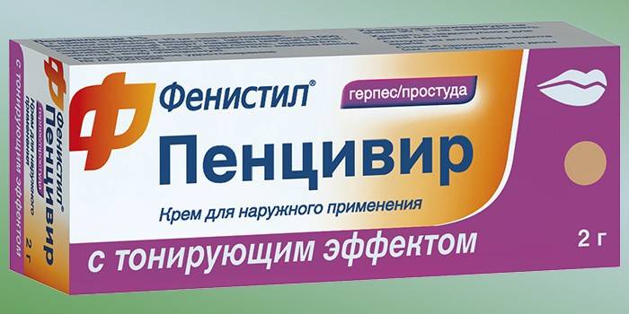 Creme Fenistil Pencivir na embalagem