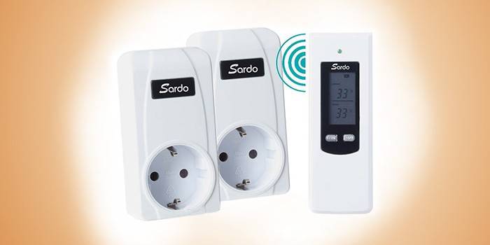 Regulador electrónico de temperatura monocanal con enchufe Sardo ST-0618