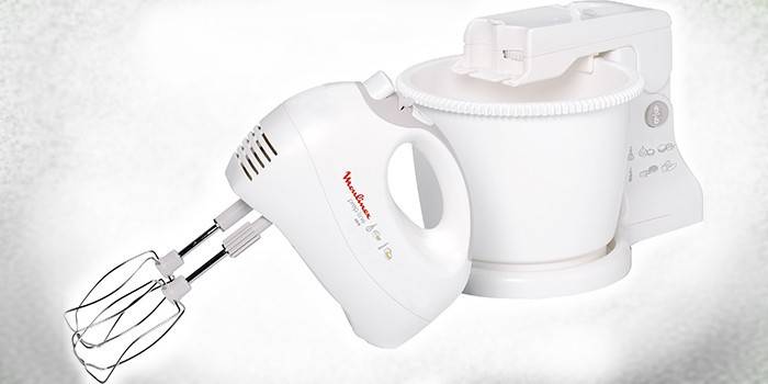 Mikser z obrotową plastikową misą Moulinex HM 412