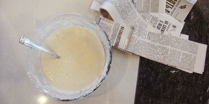 Pasta Pinata i paski z gazet