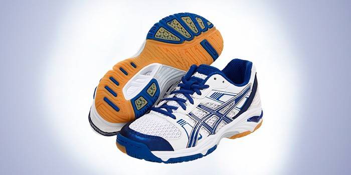 Asics com sistema de absorção de choque de gel