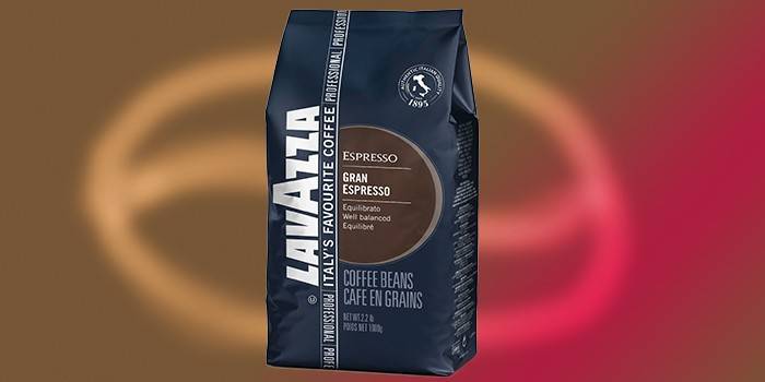 Pakowanie ziaren kawy Lavazza Grand Espresso
