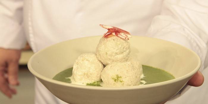 Zupa puree z kluseczkami z indyka
