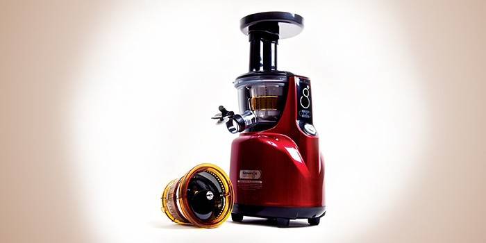 Odšťavovač Kuvings NS-950