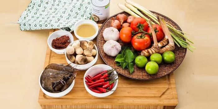 Ingrediencie pre thajskú polievku Tom Yum