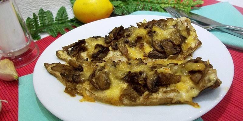 Caballa con verduras y queso
