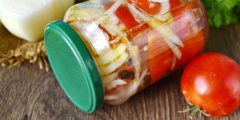 Tomates con cebolla y mantequilla