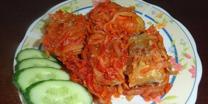 Con salsa de tomate