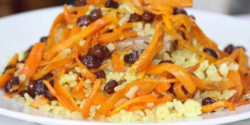 Pilaf com passas