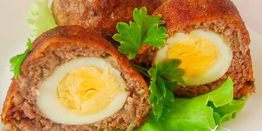 Carne picada con huevo