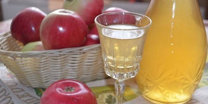 Apple Moonshine