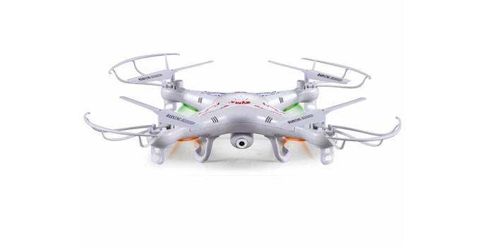 Dron z kamerą Syma X5C