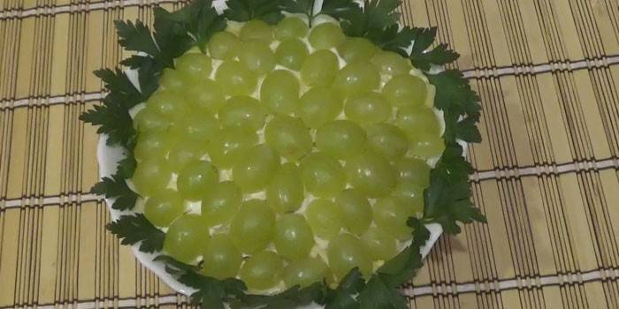 Decorado com uvas brancas