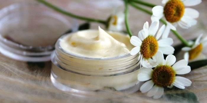 Como escolher um creme para pele sensível