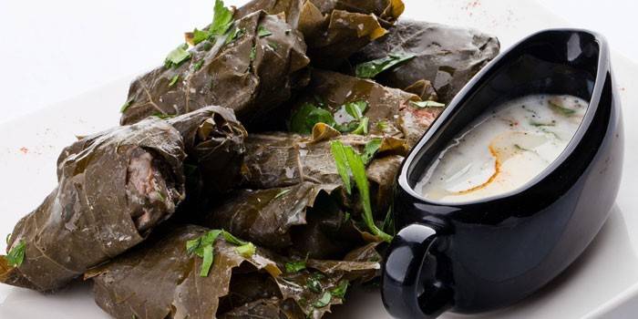 Dolma z sosem