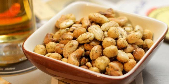 Nueces saladas