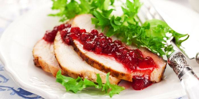 Pechuga De Pollo Con Salsa De Arándanos