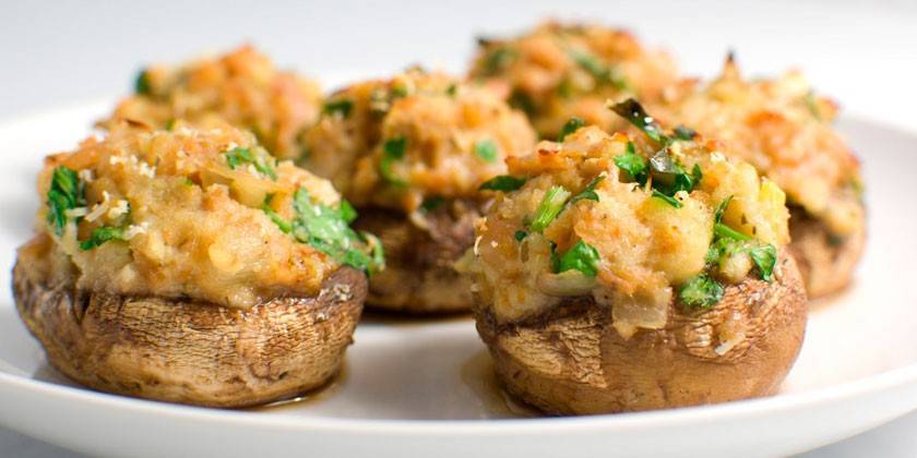 Champiñones Rellenos De Pollo