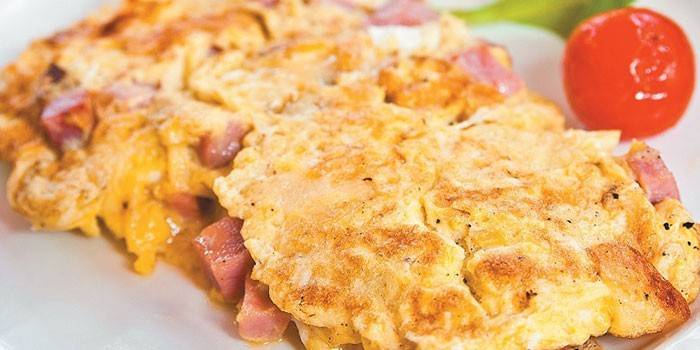 Varená klobása Omelet