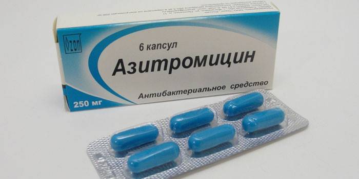 Opakowania i kapsułki azytromycyny