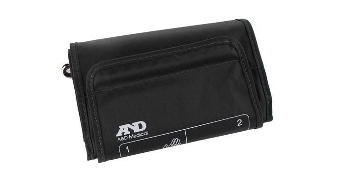 Model A&D Slim Fit