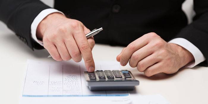 Cálculos usando uma calculadora