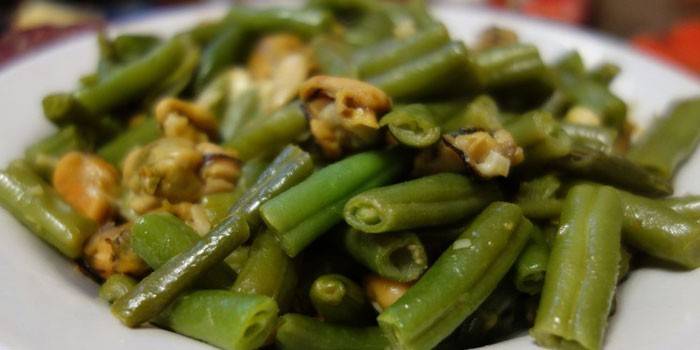 Salada de mexilhões e feijão