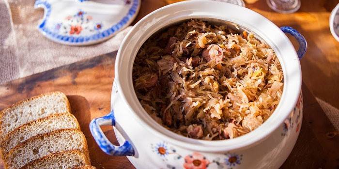 Bigos em um pote