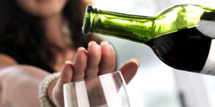 Buserelín a alkohol