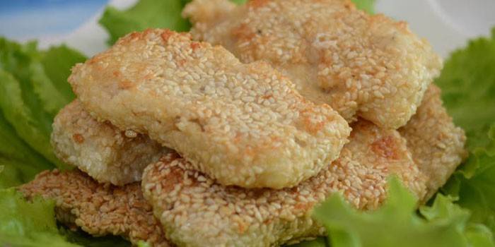 Filete de sésamo frito en rodajas