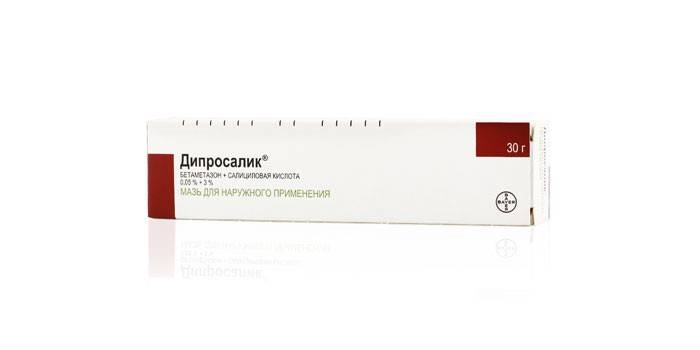 Maść Diprosalik w opakowaniu