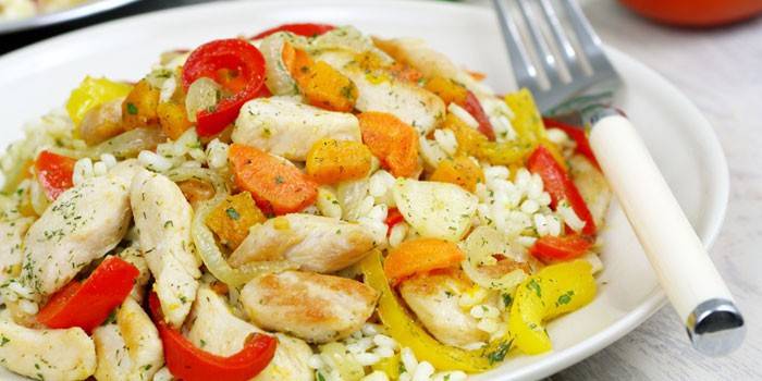 Risotto z kurczakiem i warzywami